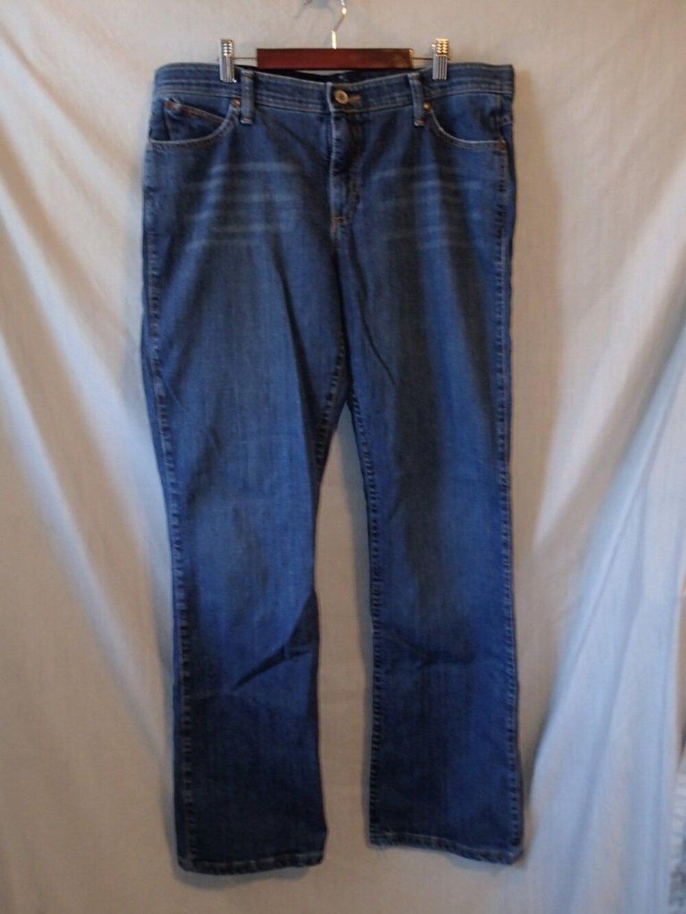 wrangler Q baby jeans size 15/16 x 34